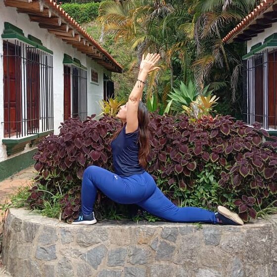 no, crea la alt text, descripcion y leyenda de esa foto optimizada para el seo